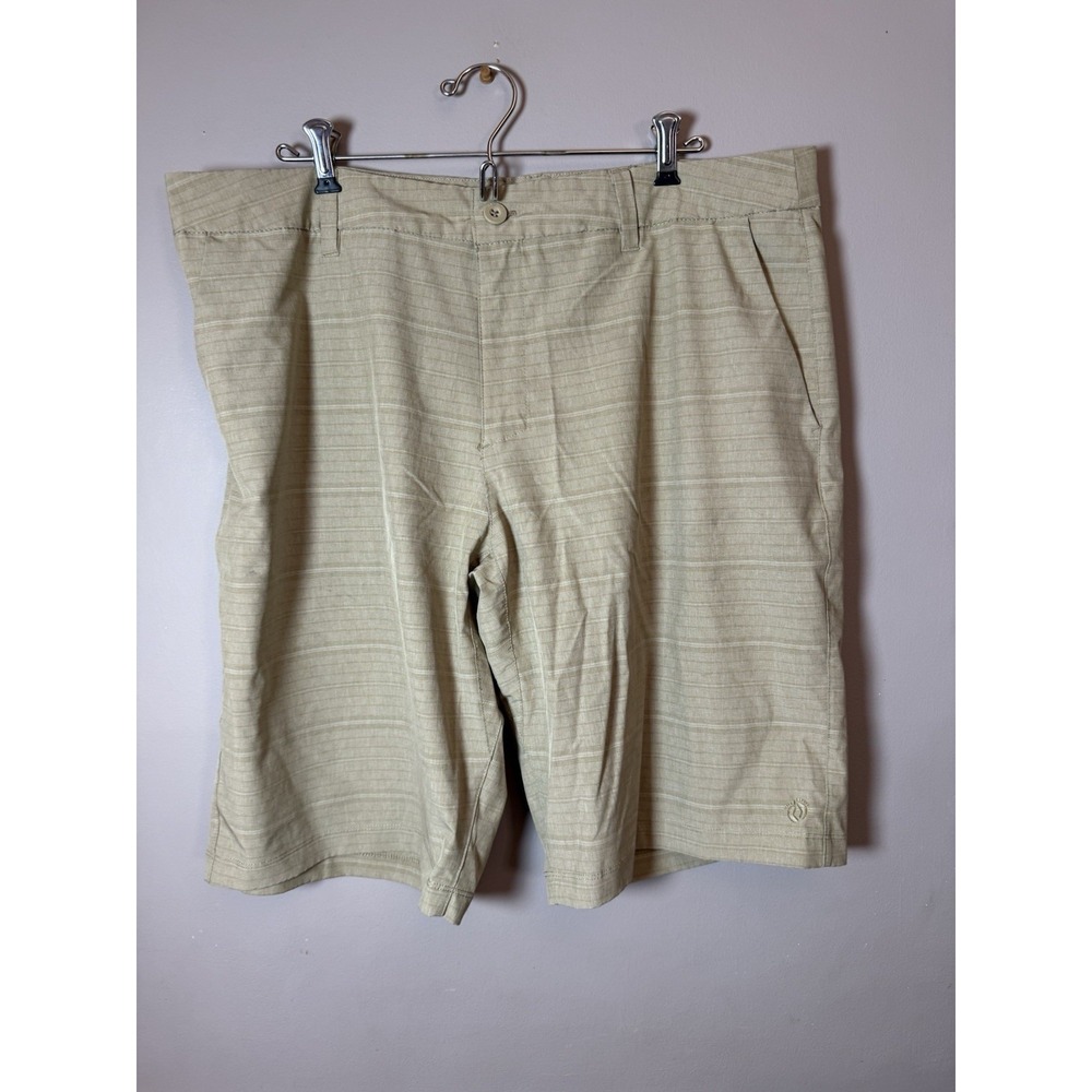 Hang Ten Men's (TAN ) Lightweight Hybrid Short 38